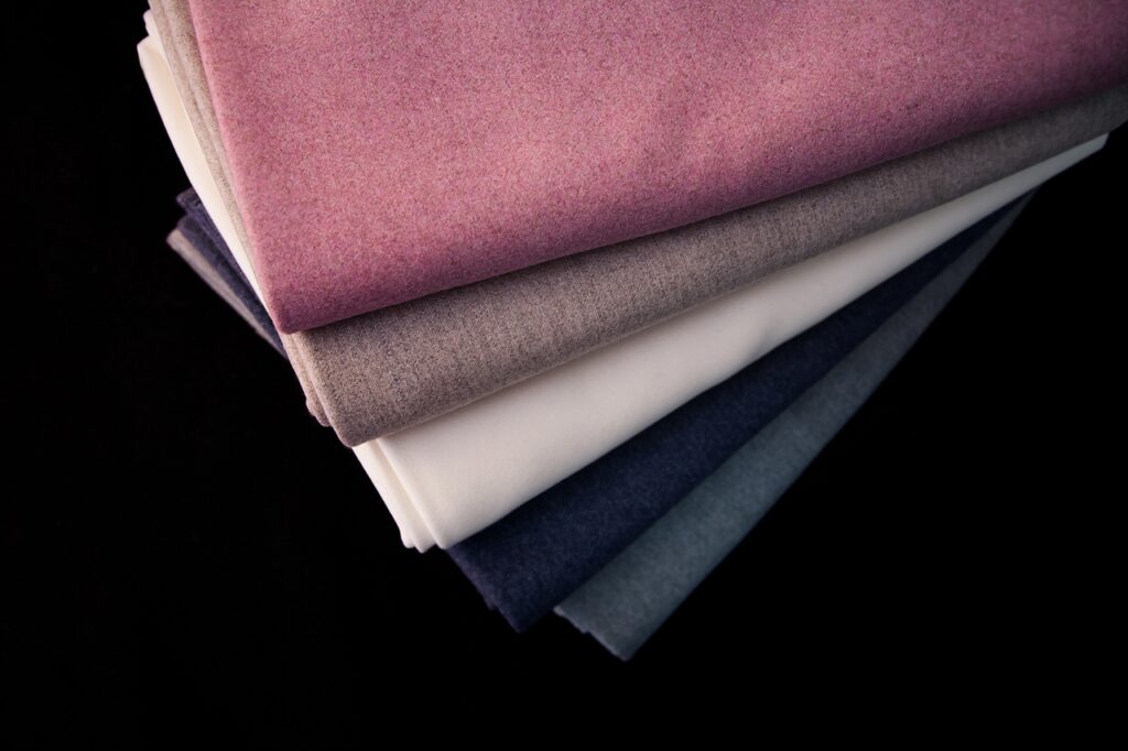 MENGENAL JENIS BAHAN KAIN BAJU YANG COCOK UNTUK DI BORDIR